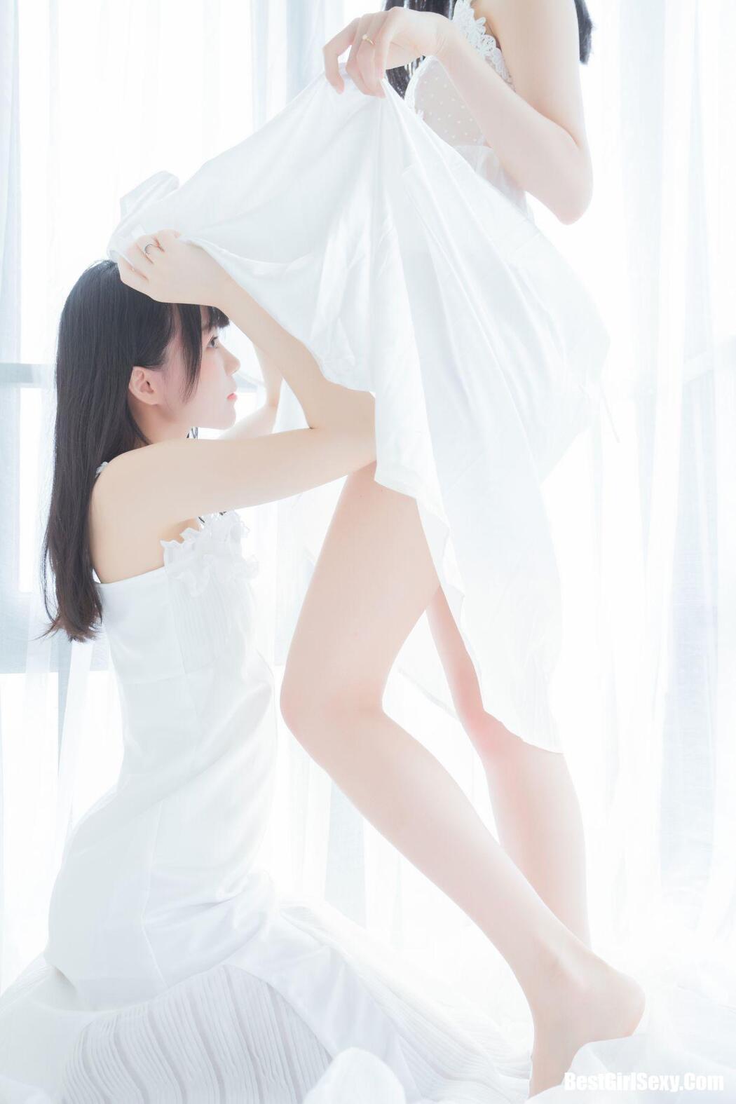 Coser@桜桃喵 Vol.045 白色长裙