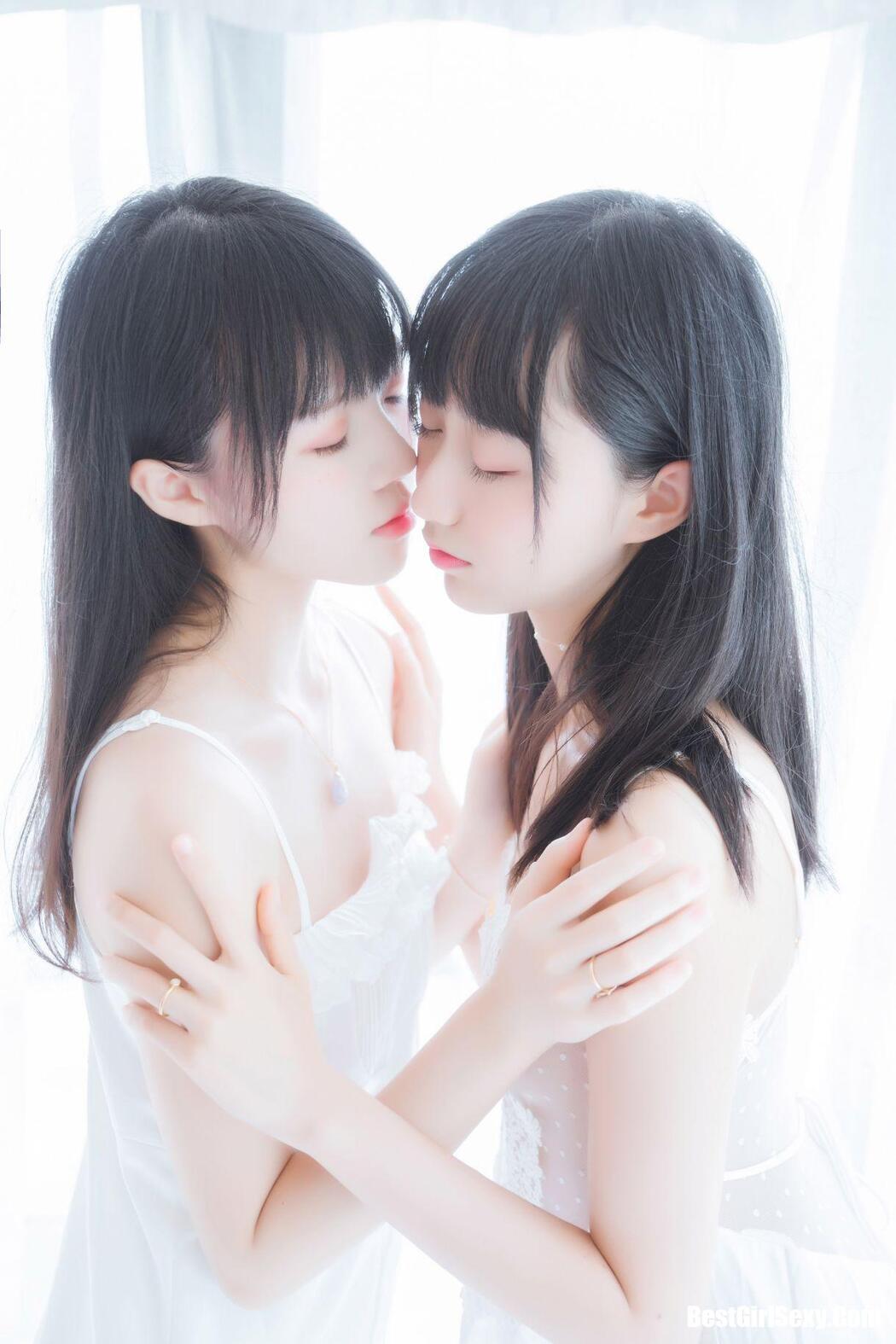 Coser@桜桃喵 Vol.045 白色长裙