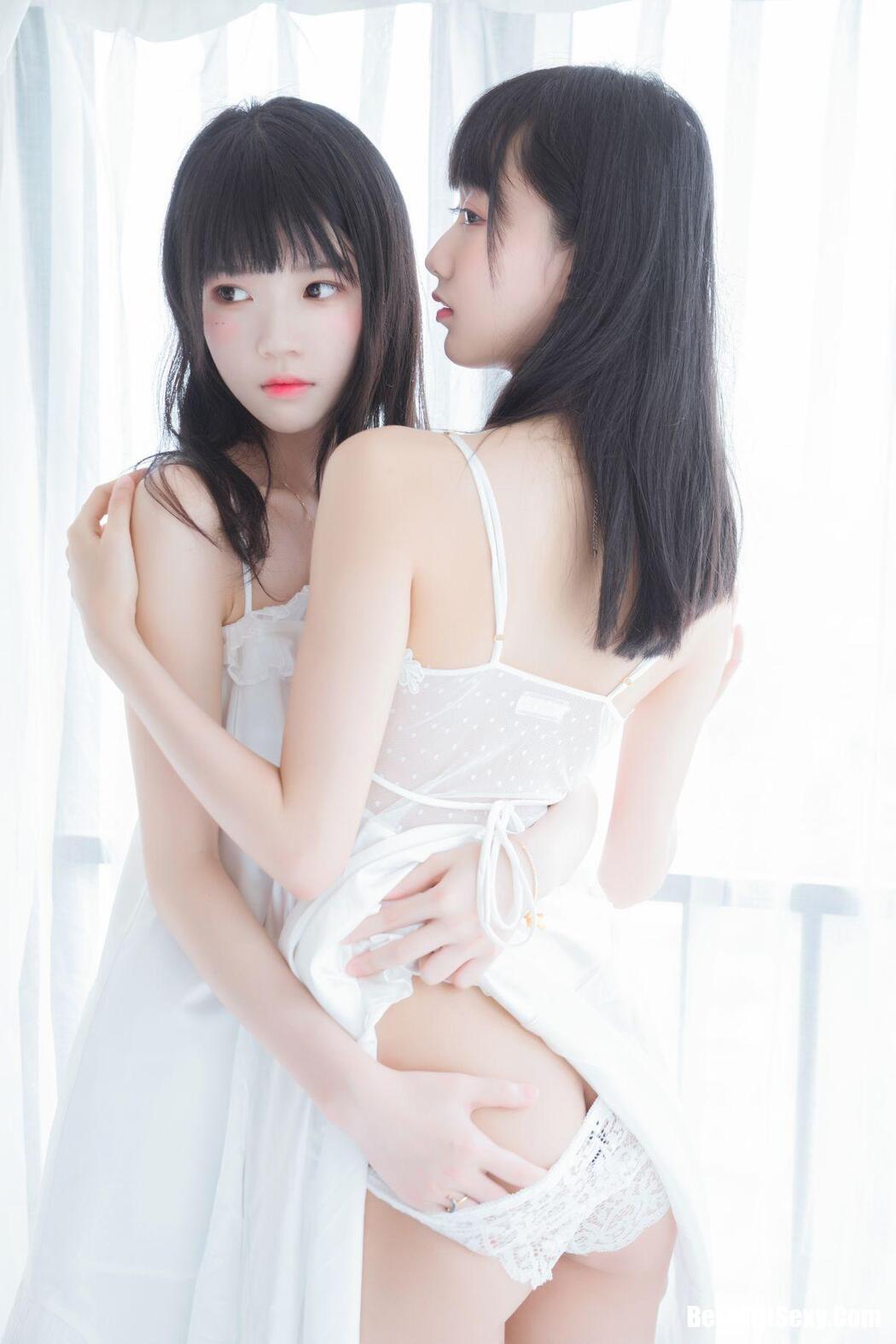 Coser@桜桃喵 Vol.045 白色长裙