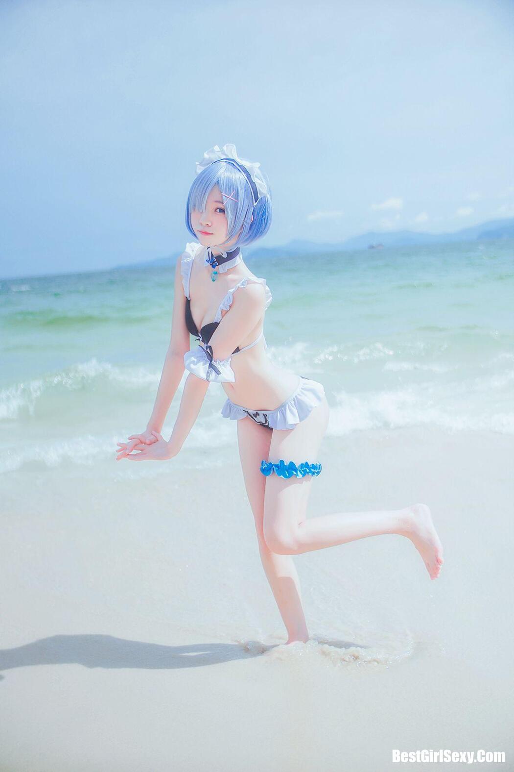 Coser@桜桃喵 Vol.036 蕾姆水着 Cover Photo