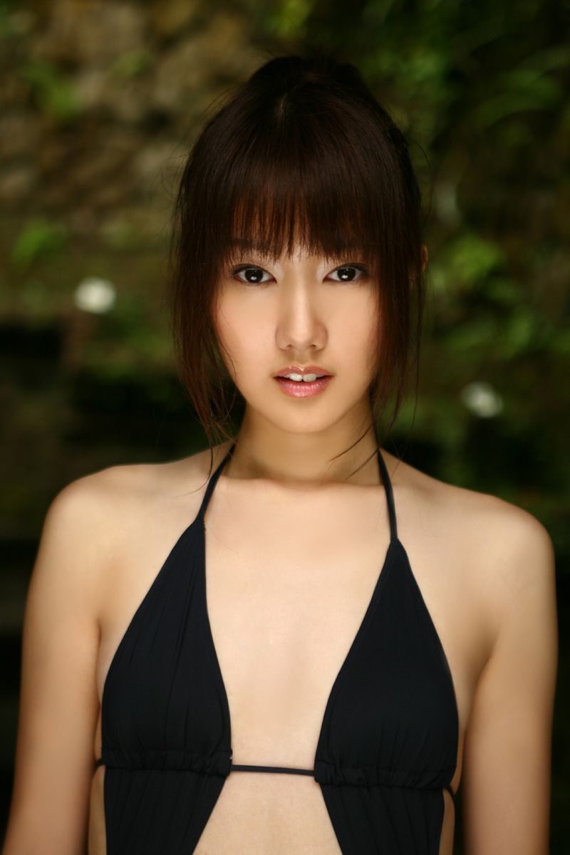 Hanako Takigawa << Gorgeous Moment >> [For-side]
