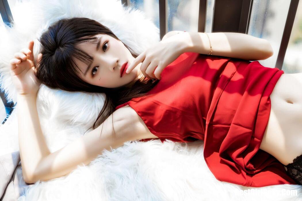 Coser@桜桃喵 Vol.101 千丝万缕的红