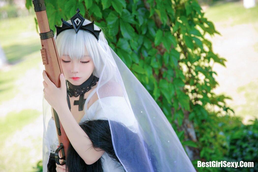 Coser@G44不会受伤 Vol.004 G44 98K婚纱 德皇