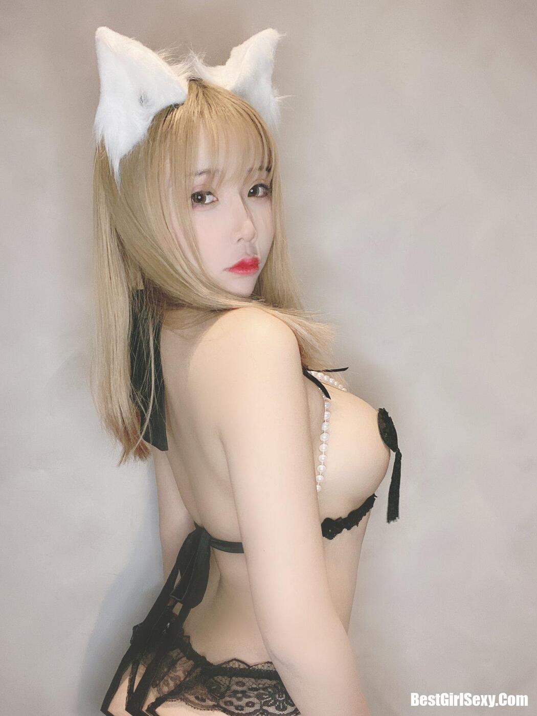 Coser@抱走莫子aa Vol.034 小尾巴 第2套自拍