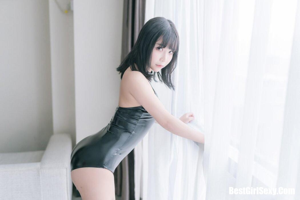 Coser@抱走莫子aa Vol.017 高跟鞋