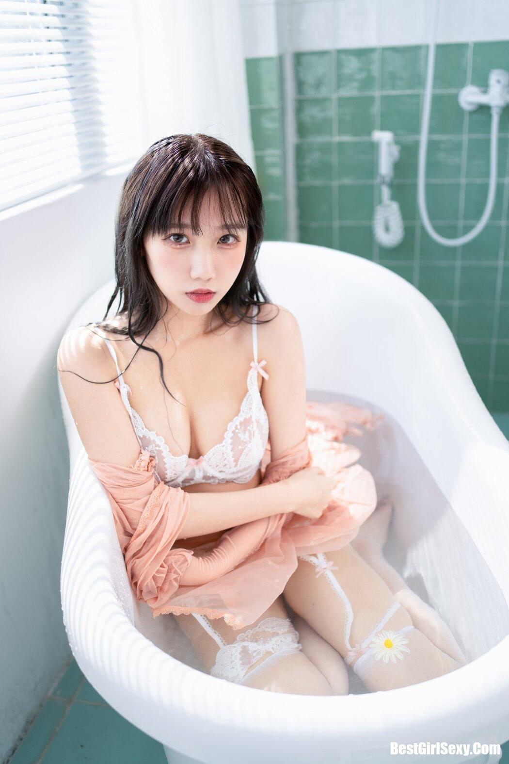 Coser@果咩酱w Vol.024 浴缸