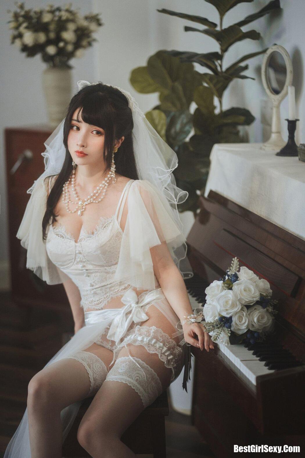 Coser@rioko凉凉子 Vol.073 透明婚纱