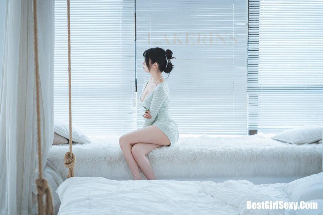 Coser@rioko凉凉子 Vol.077 人妻毛衣