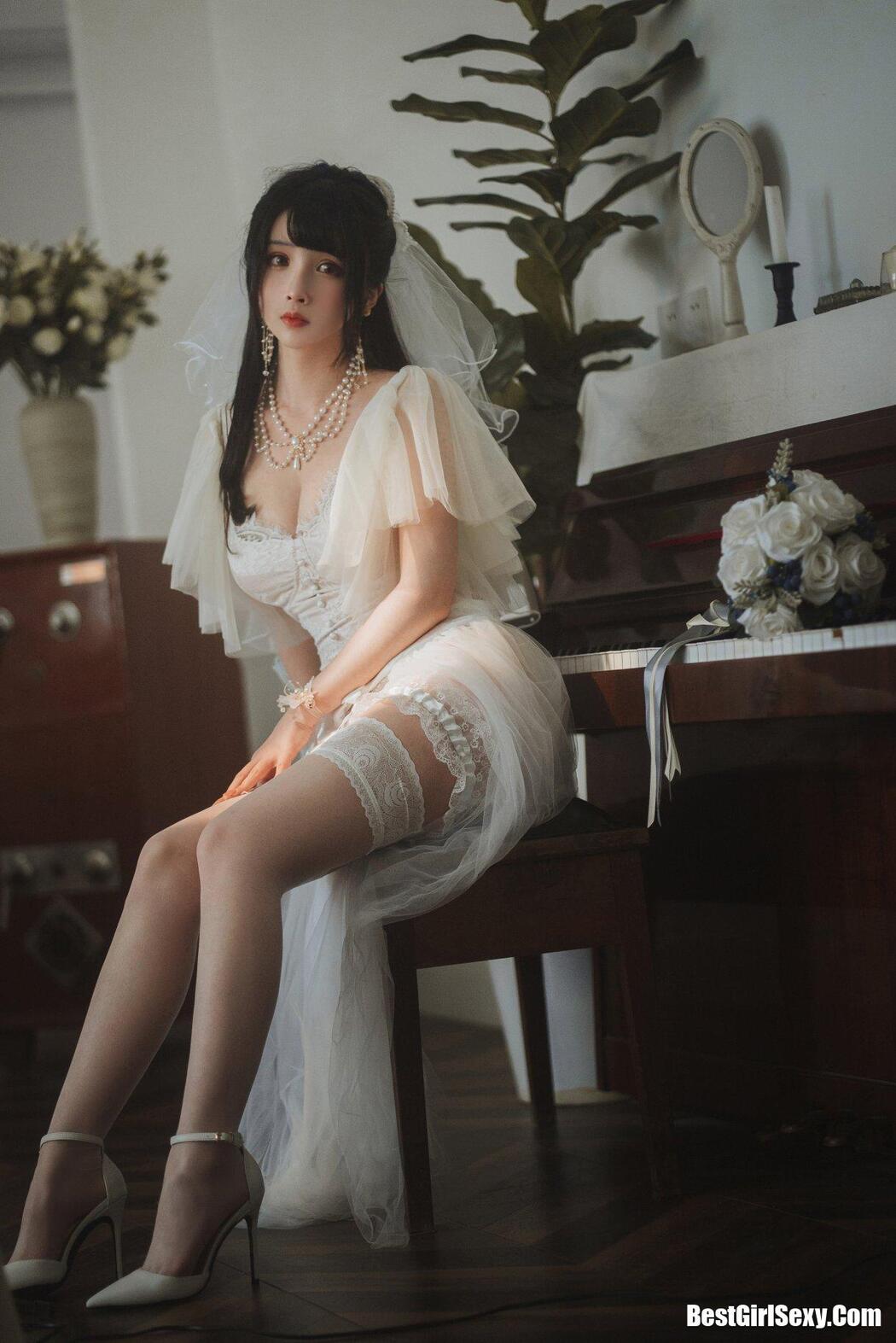 Coser@rioko凉凉子 Vol.073 透明婚纱
