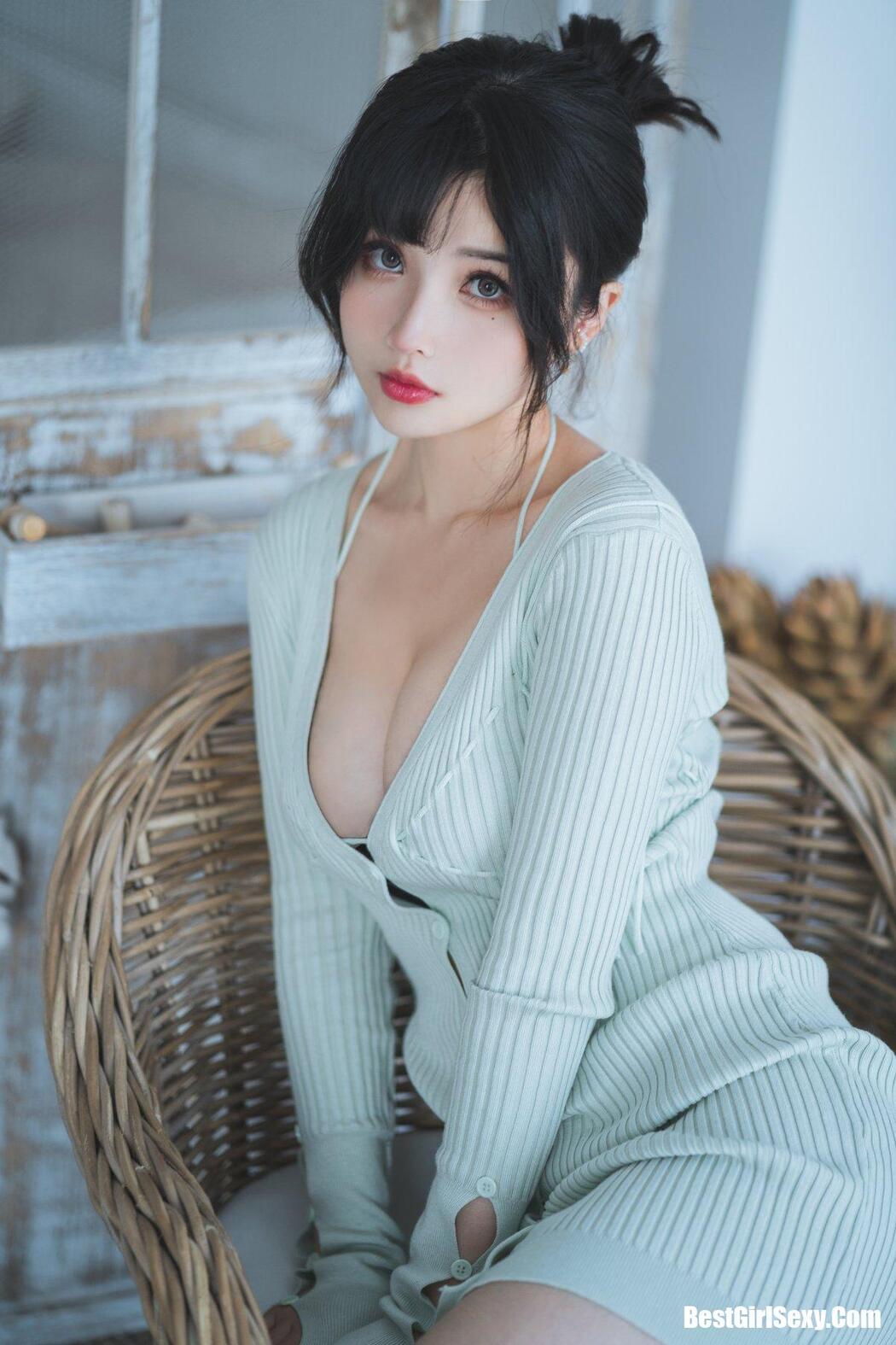 Coser@rioko凉凉子 Vol.077 人妻毛衣
