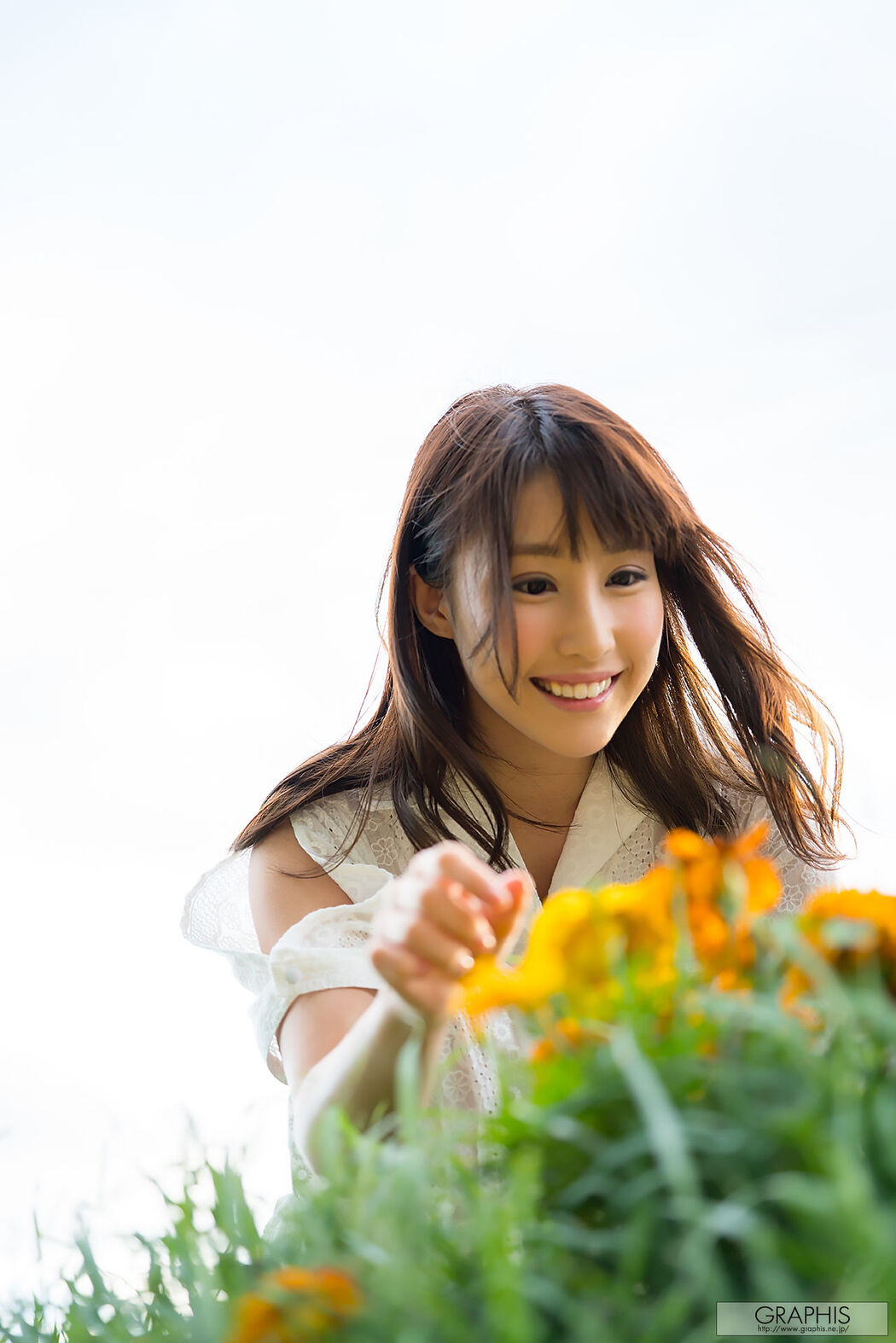 Shunka Ayami "Beautiful Body" [Graphis] Gals