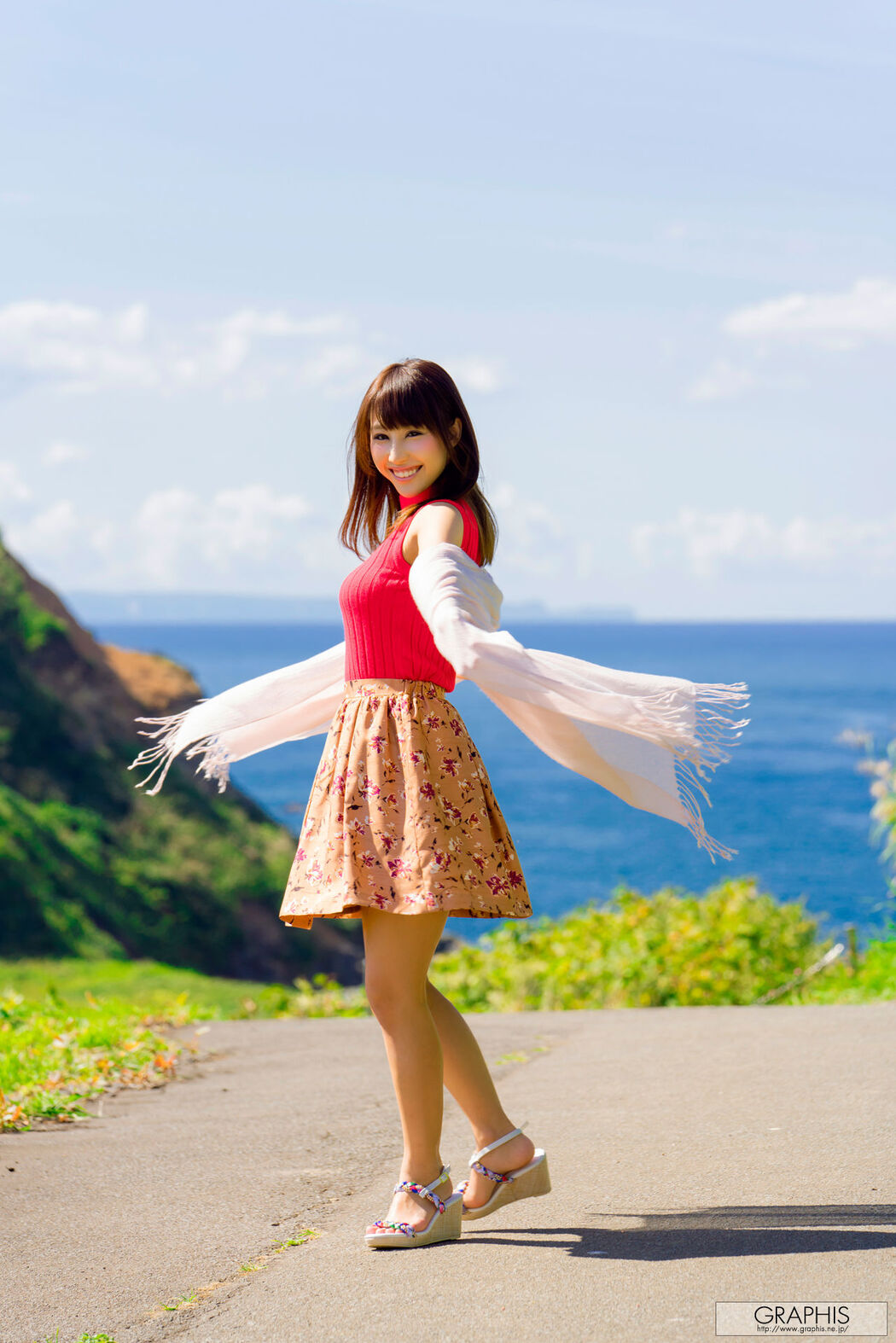 Shunka Ayami "Beautiful Body" [Graphis] Gals