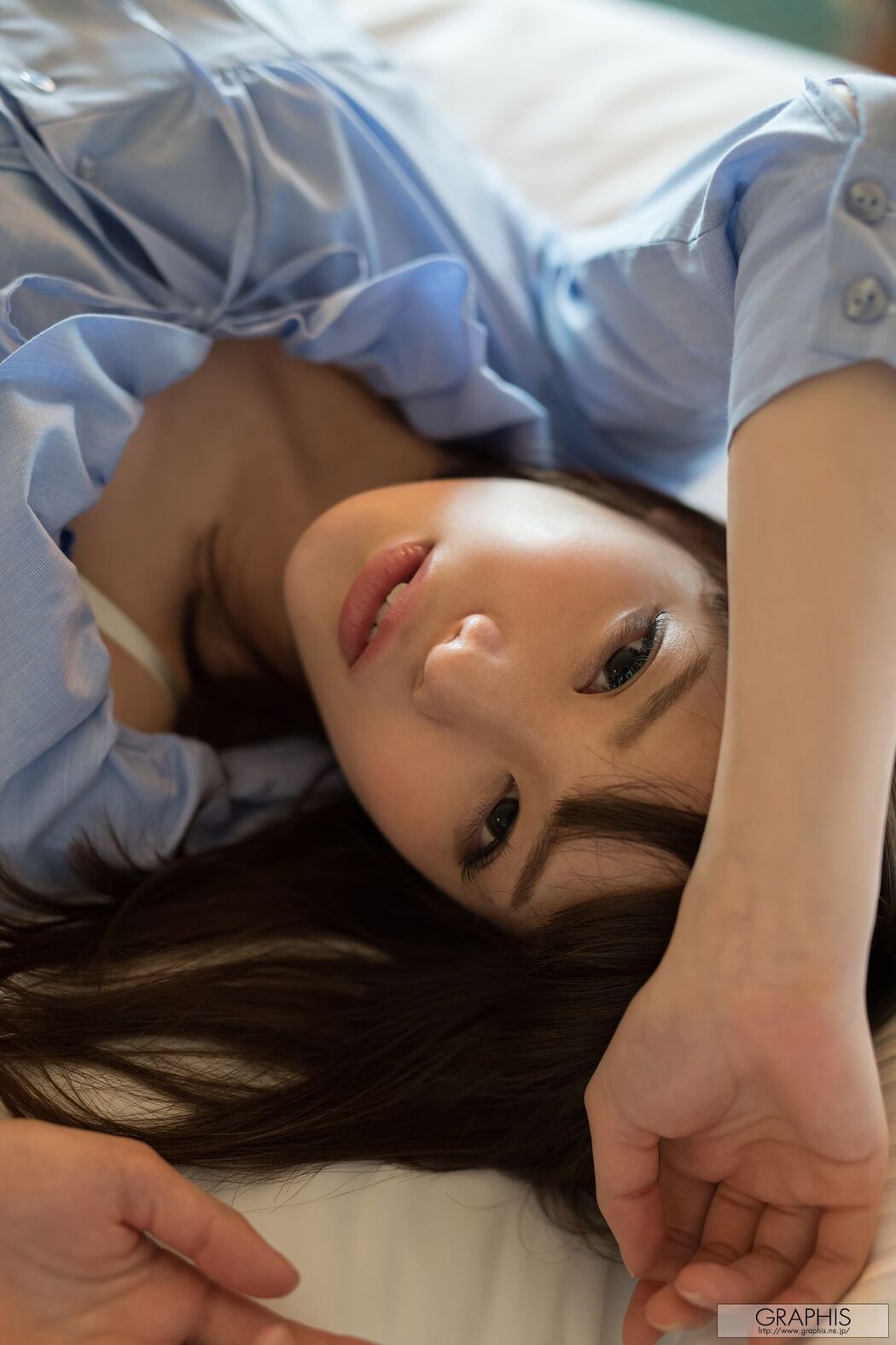 Airi Suzumura "Certain Existence" [Graphis] Gals Cover Photo