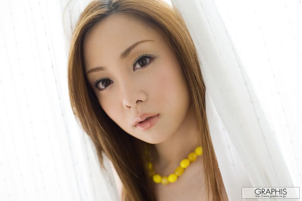 Ayumu Ayumu [Graphis] First Gravure First take off daughter