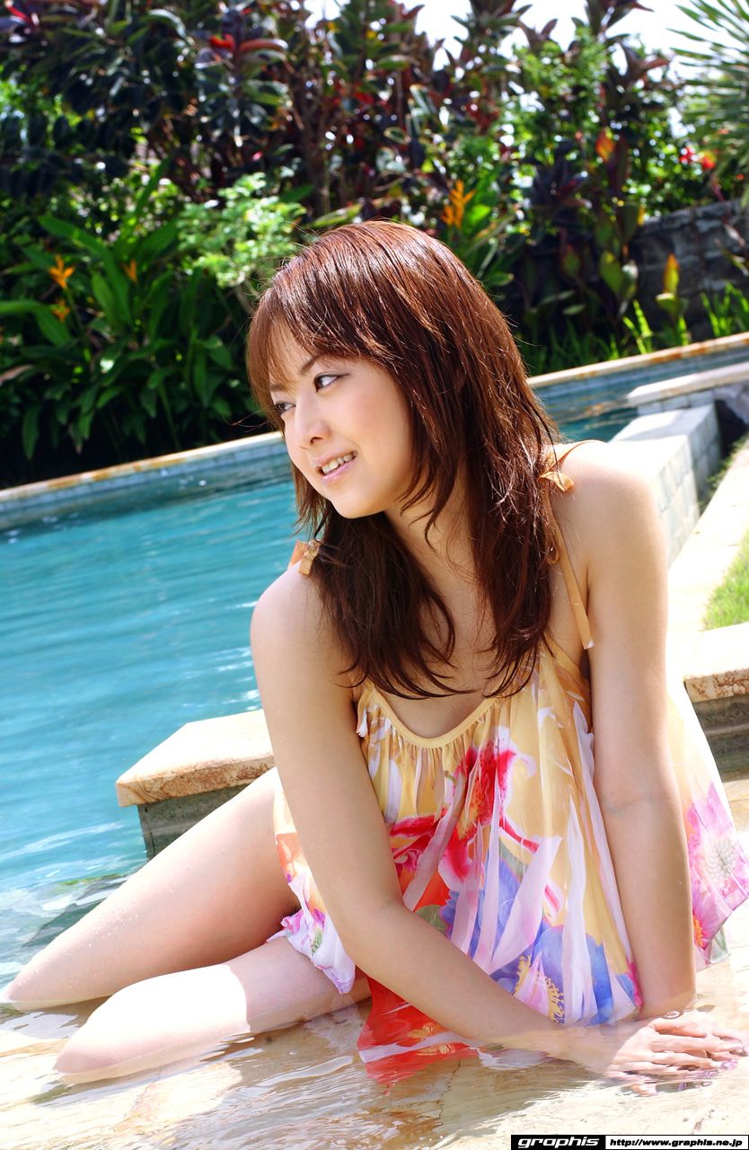 Akiho Yoshizawa "Like a Virgin" [Graphis] Special Contents