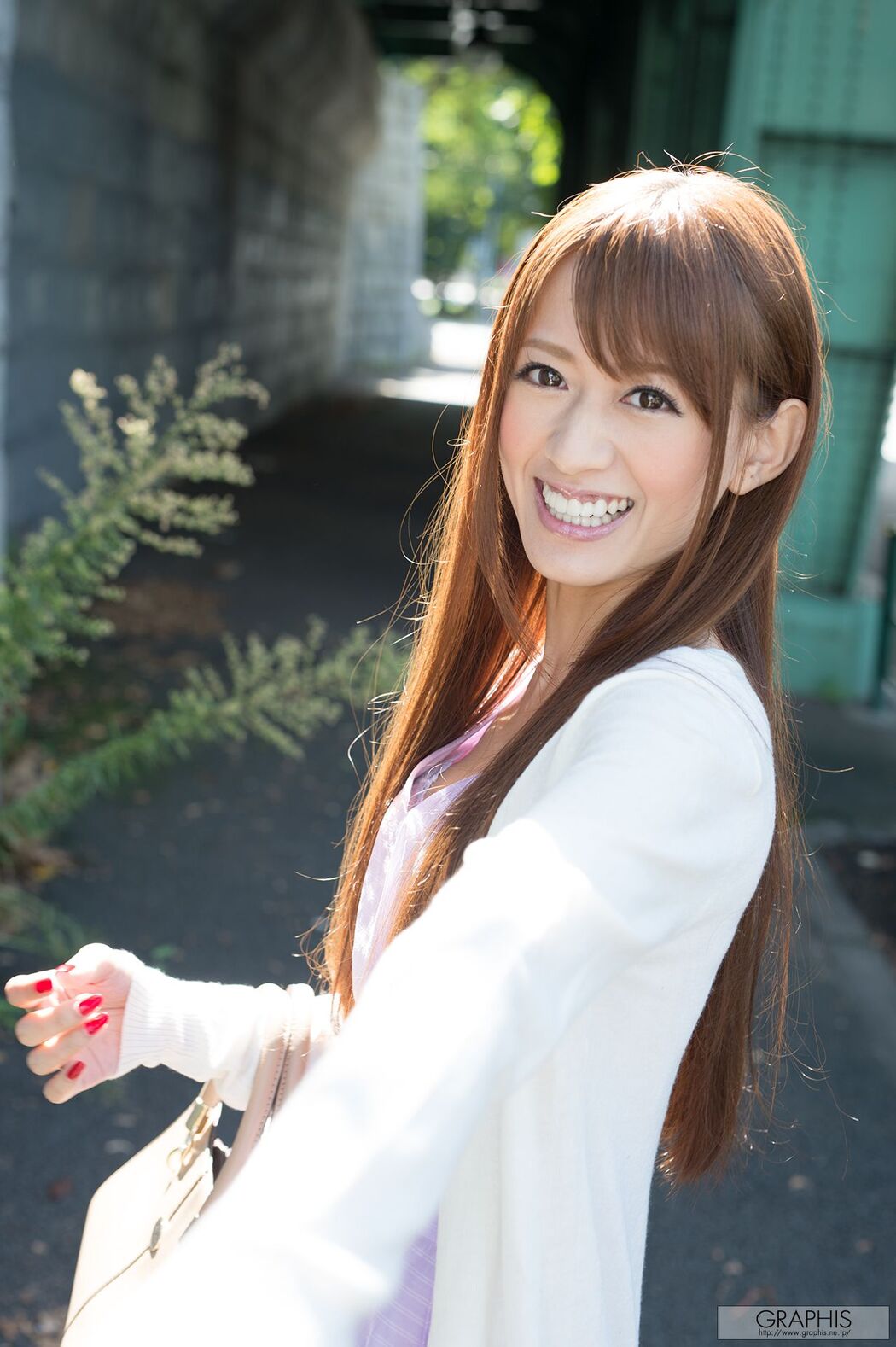 Kishima Airi "Silky" [Graphis] Gals