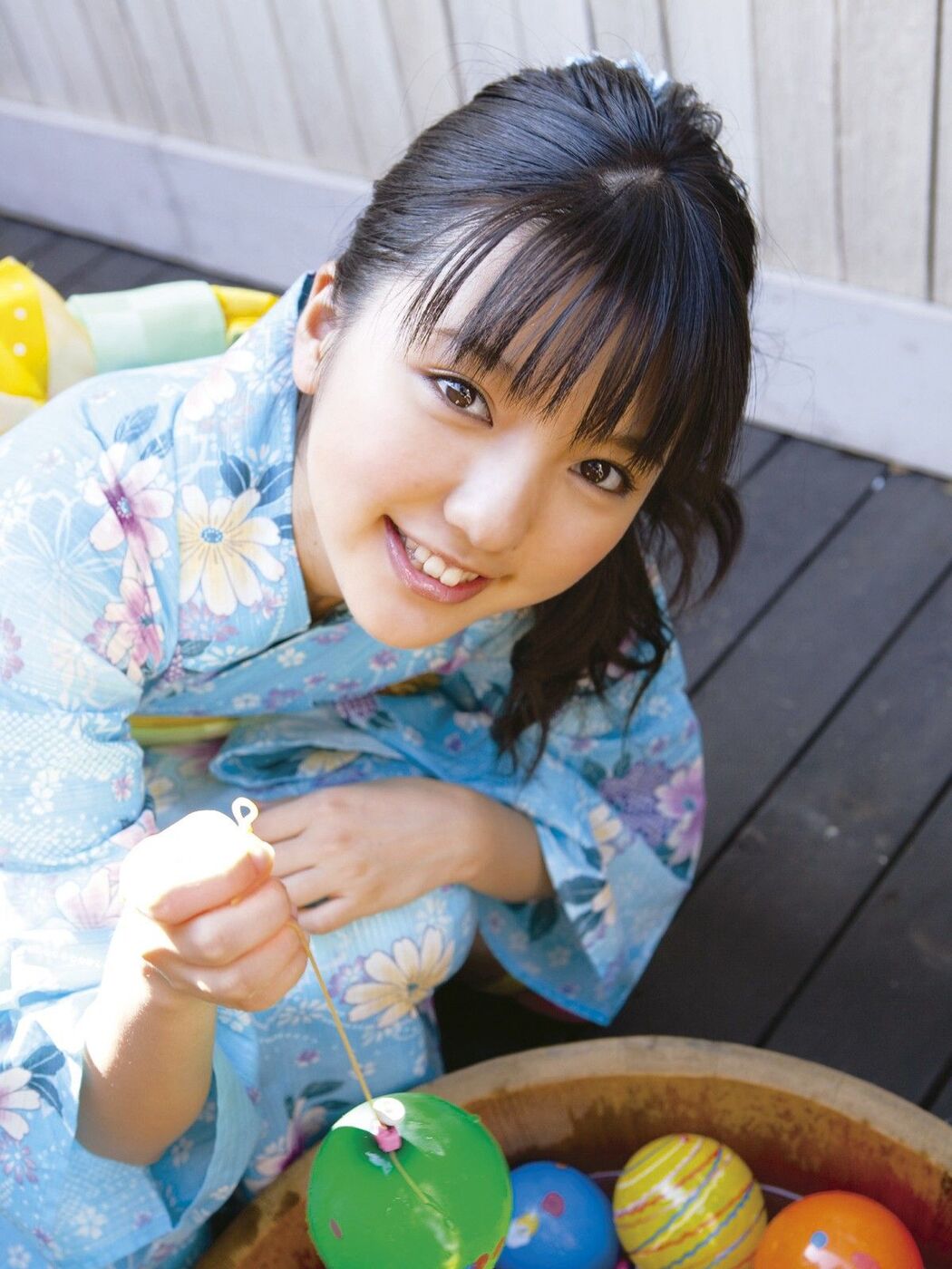 Mano Eiri dishes "SUMMER GREETING" [Sabra.net]