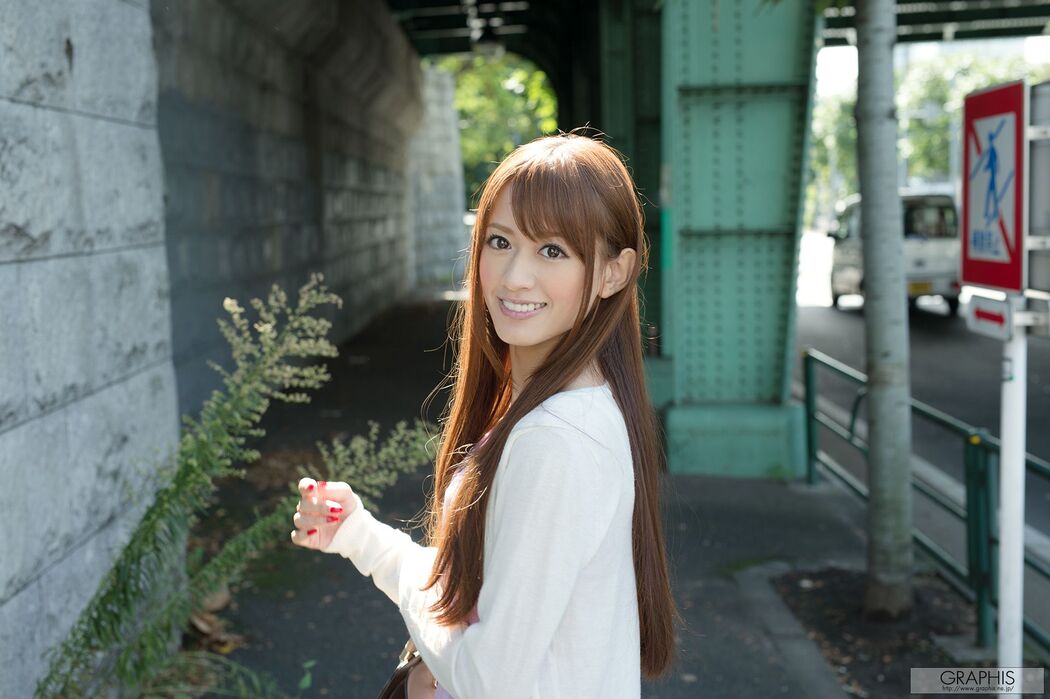 Kishima Airi "Silky" [Graphis] Gals