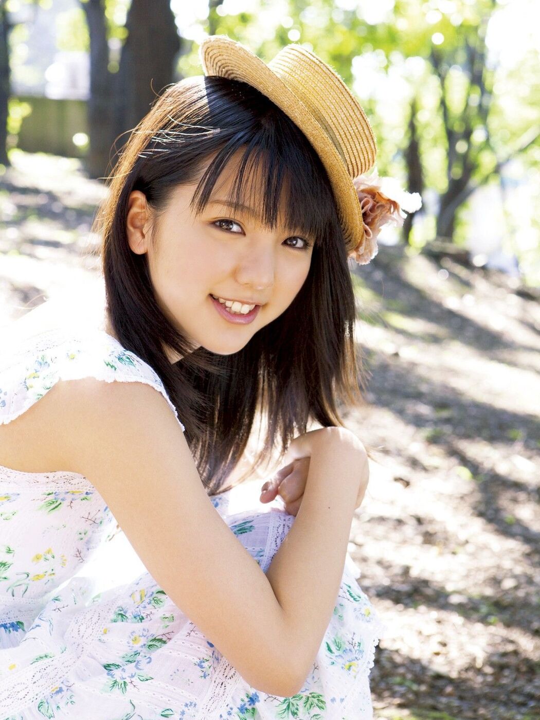 Mano Eiri dishes "SUMMER GREETING" [Sabra.net]