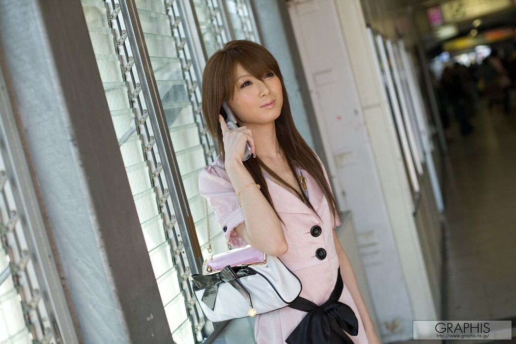 Rika Sakurai "Sparkling Cherry" [Graphis] Gals