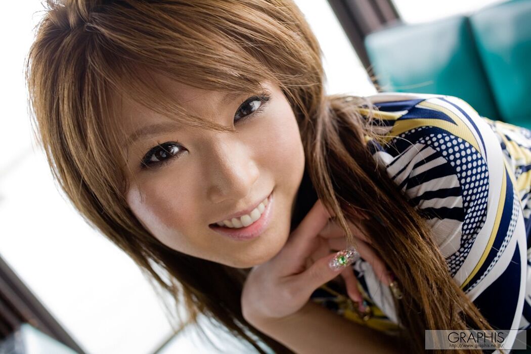 Rika Sakurai "Sparkling Cherry" [Graphis] Gals