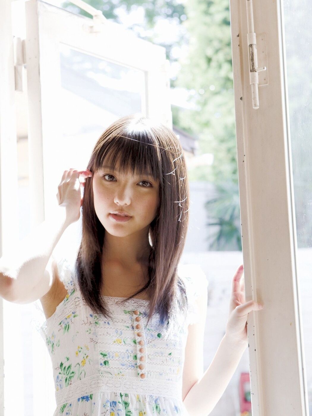 Mano Eiri dishes "SUMMER GREETING" [Sabra.net]