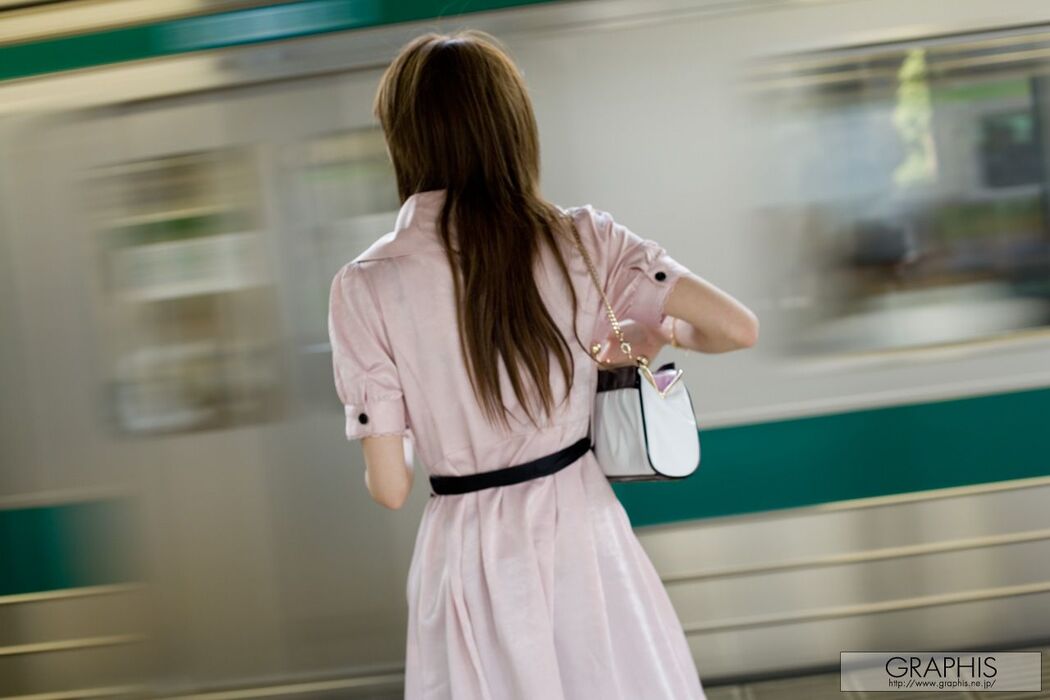 Rika Sakurai "Sparkling Cherry" [Graphis] Gals