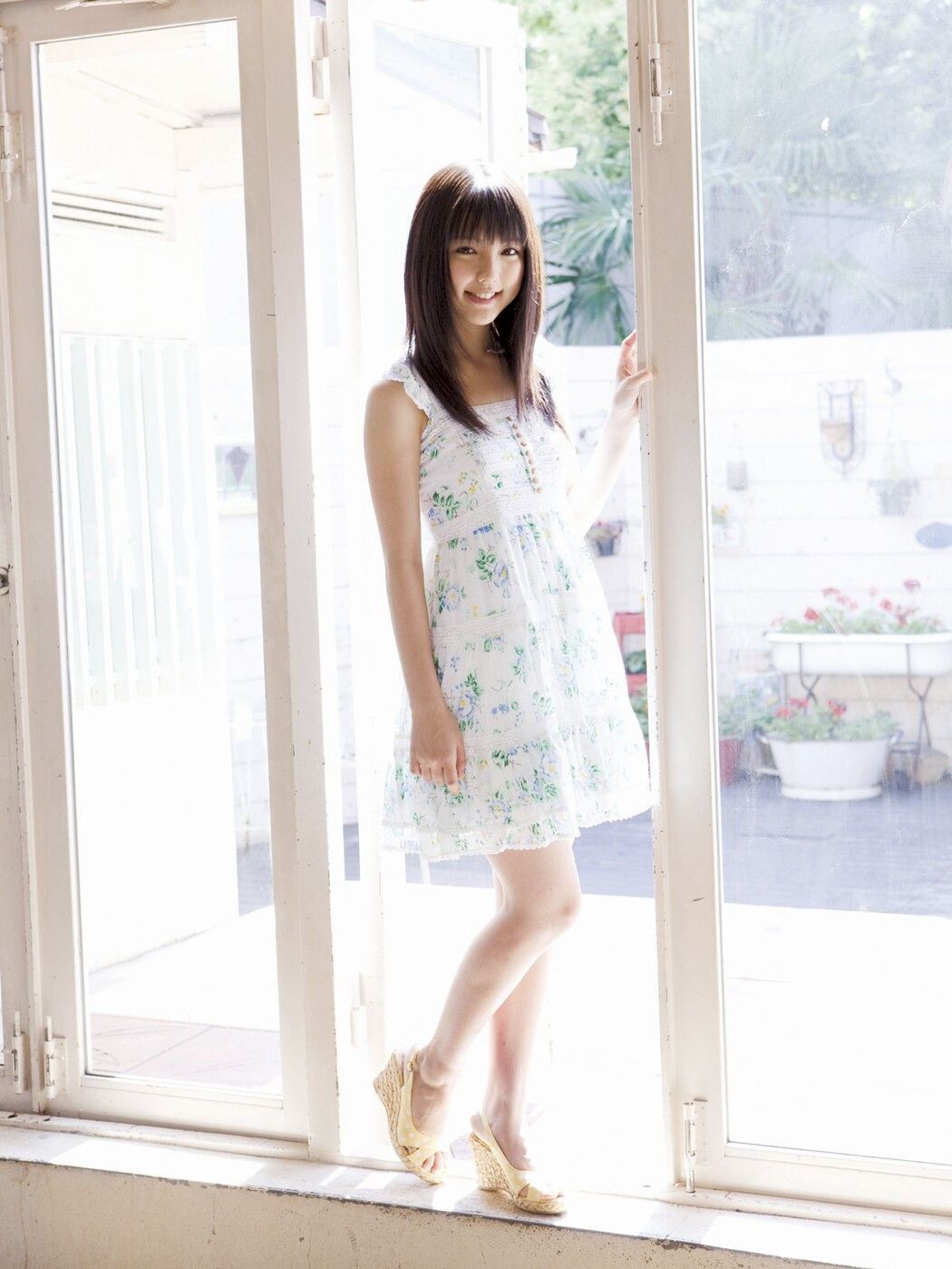 Mano Eiri dishes "SUMMER GREETING" [Sabra.net]