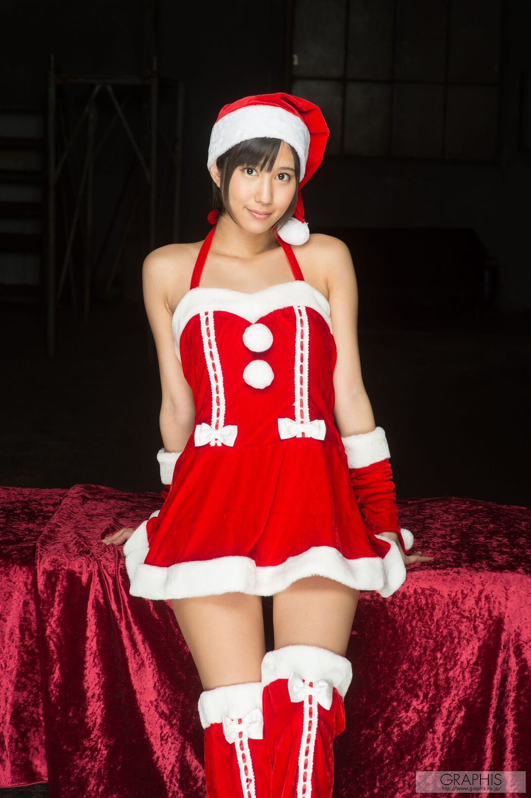 Riku Minato [Graphis] Xmas SP4K Gallery 01