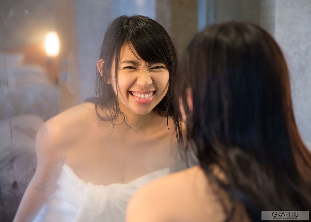 Ogura Na々 "Arrivederci!" [Graphis] Gals