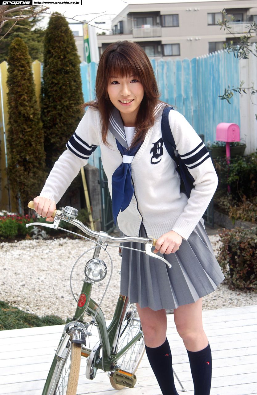 Towa Aino あいの之わ "Nine Clothes" [Graphis] Gals