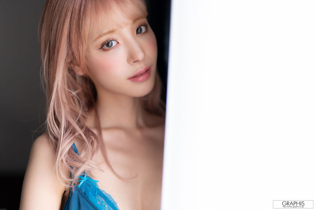 [Graphis] Special - Kana Momonogi かな Change!