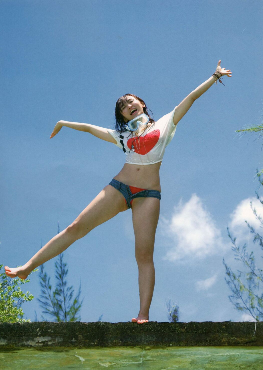 Mayu Kamiya Mayu Kamiya [Graphis] First Gravure First off daughter