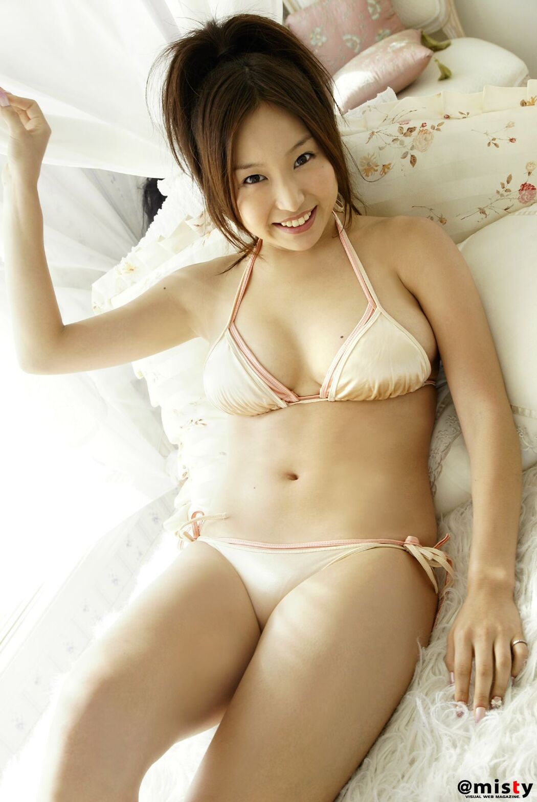 Minori Hatsune Minori Hatsune [Graphis] First Gravure First Take Off Daughter