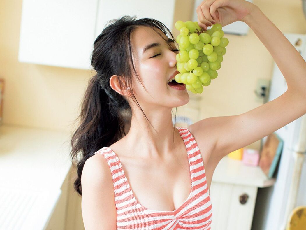 [FRIDAY] Rena Kuroki "Seventeens Bikini (with video)" Photo