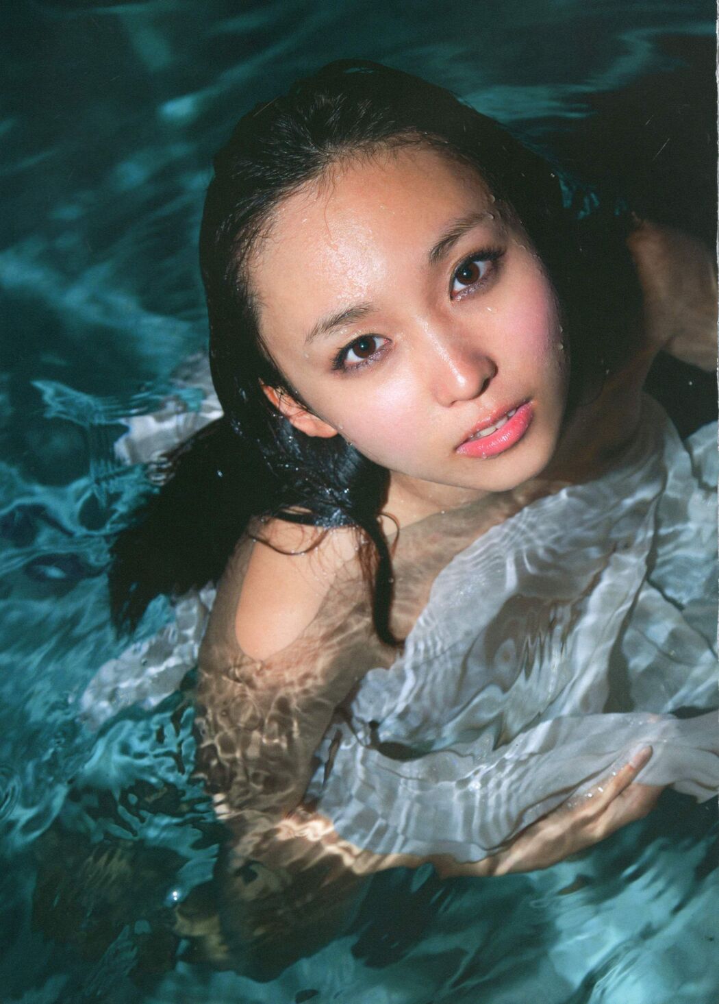 Mayu Kamiya Mayu Kamiya [Graphis] First Gravure First off daughter