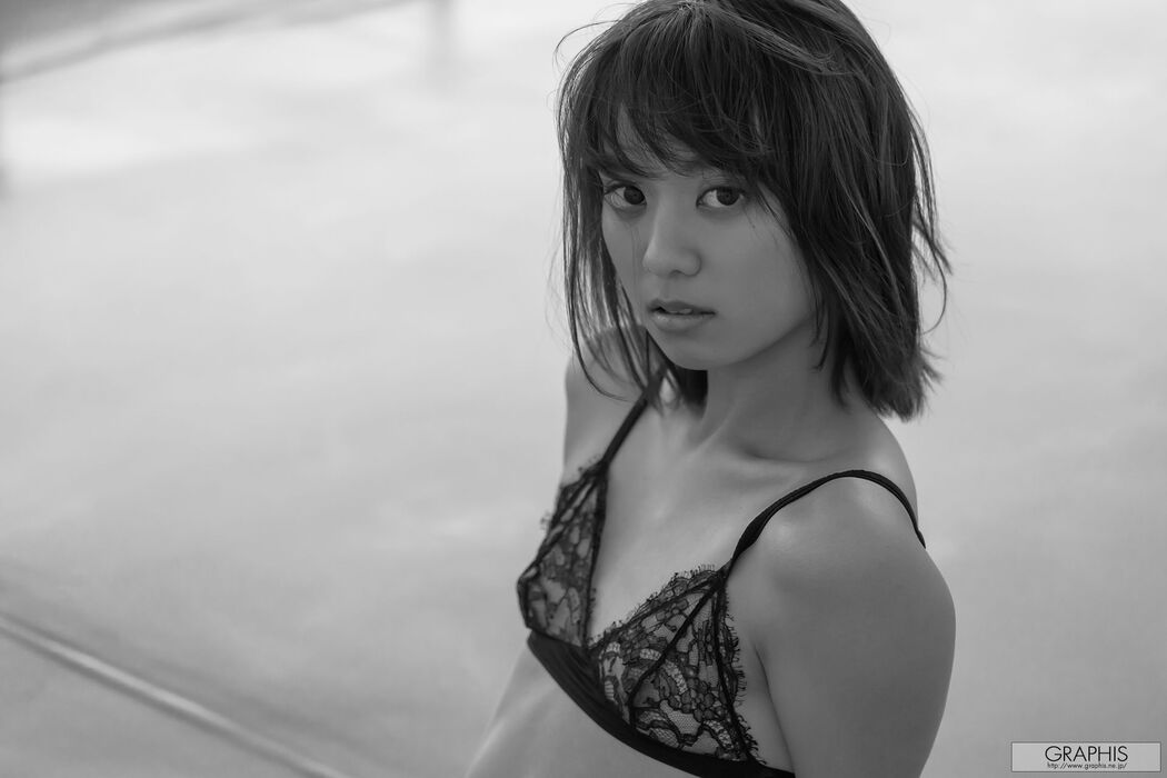 [Graphis] 2021.03 Suzu Monami もなみ bell every day