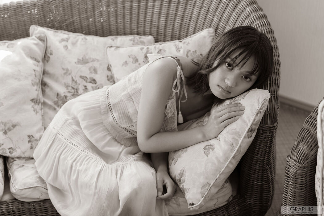 [Graphis] 2021.03 Suzu Monami もなみ bell every day