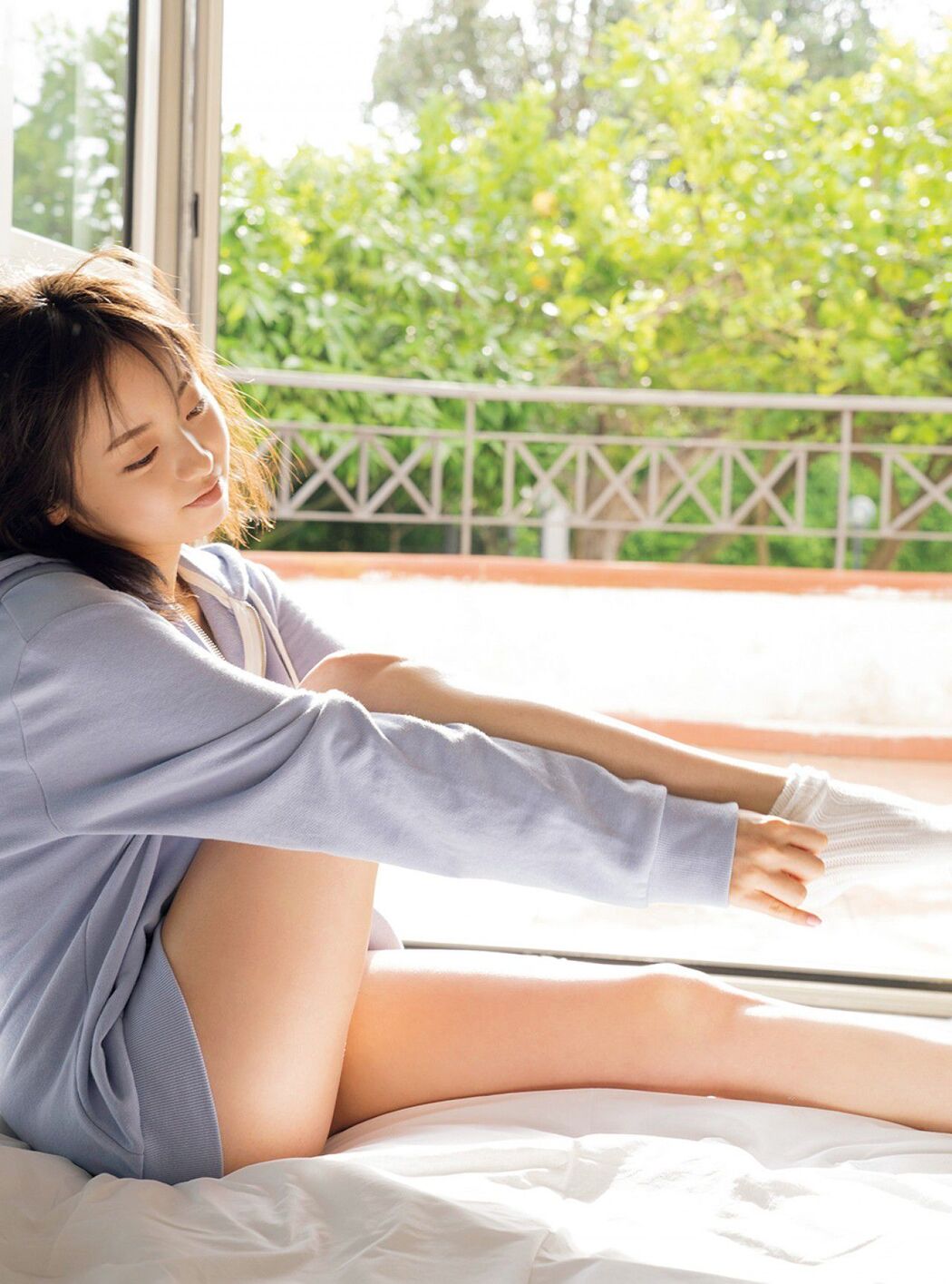 [FRIDAY] Keyakizaka46, Yui Imaizumi "Swimsuit & Lingerie of" First and Last! "" Photo