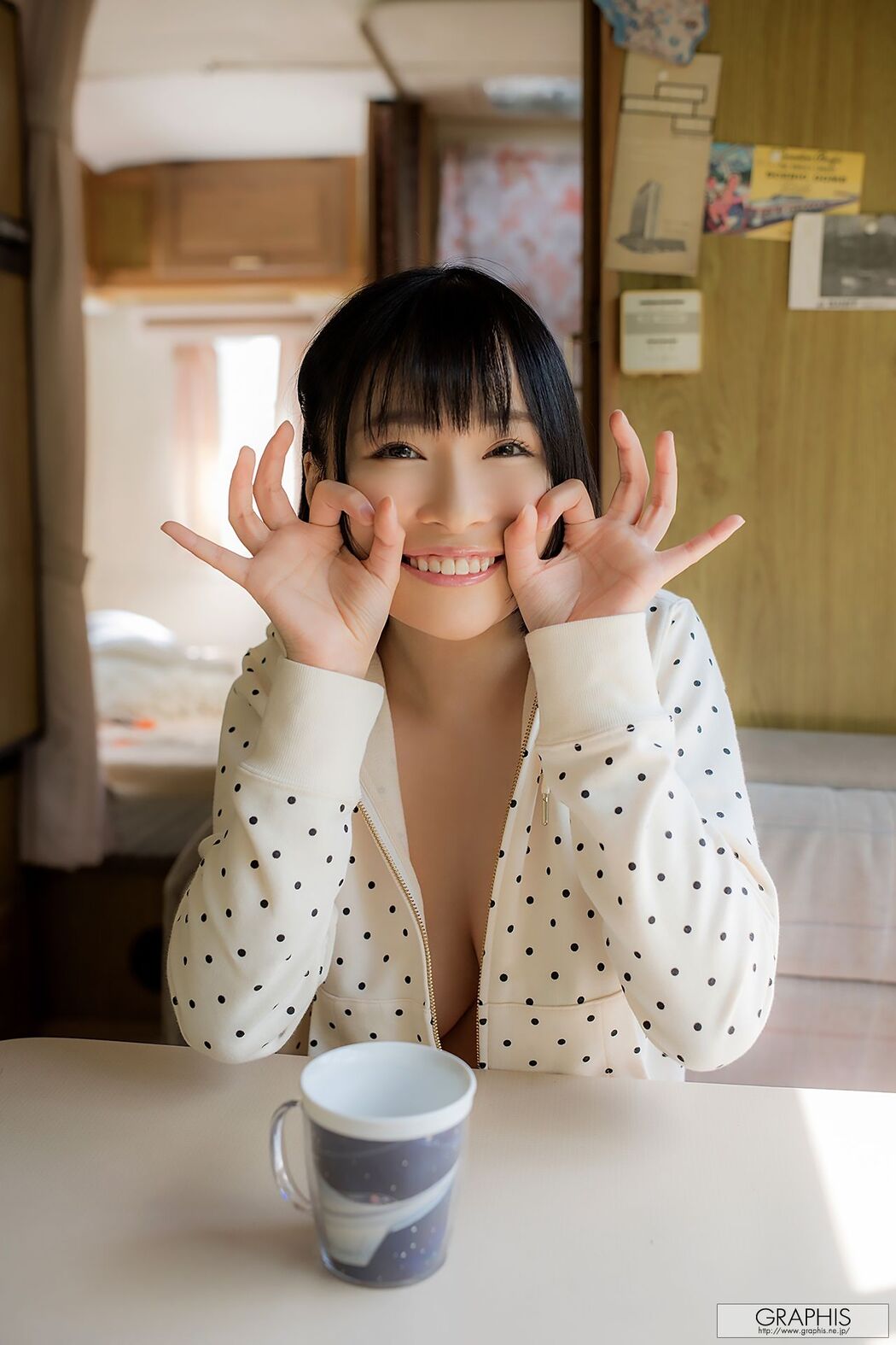 河合あすな Asuna Kawai [Graphis] One per day