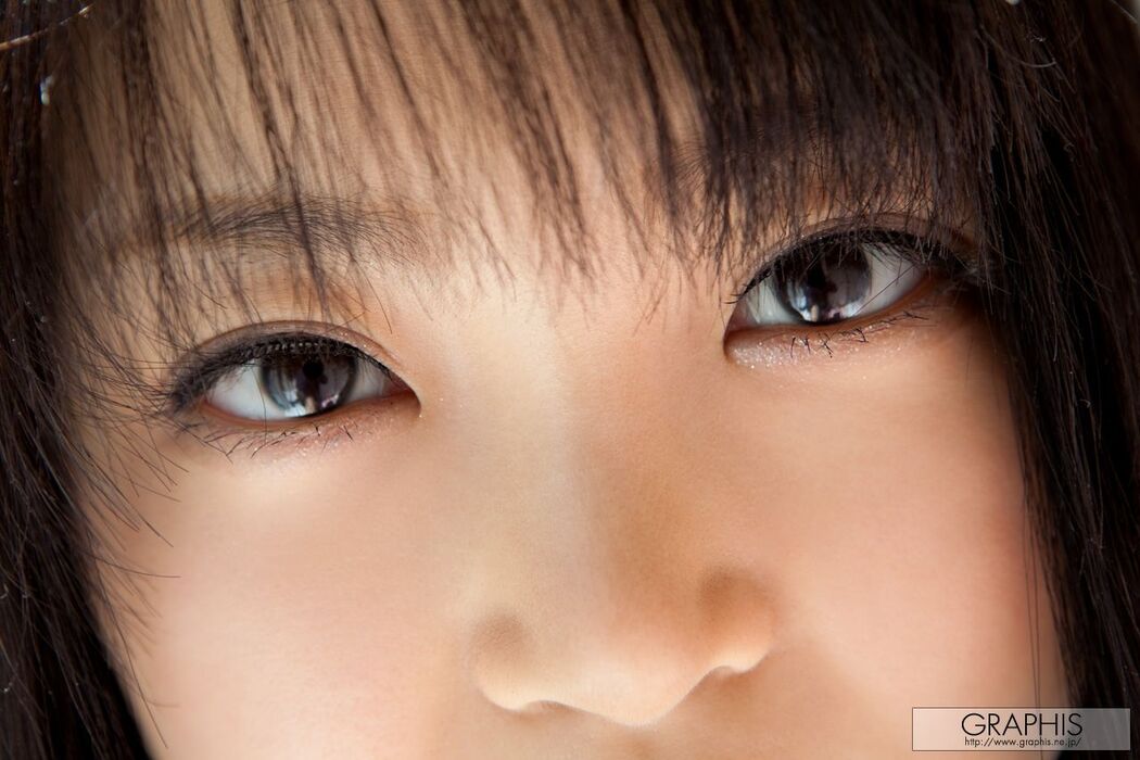 Chihiro Aoi / Chihiro Aoi [Graphis] First Gravure First off daughter
