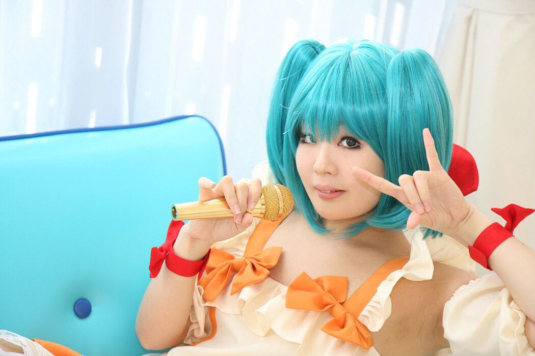 Masami Ichikawa ichikawa まさみ [Graphis] One per day