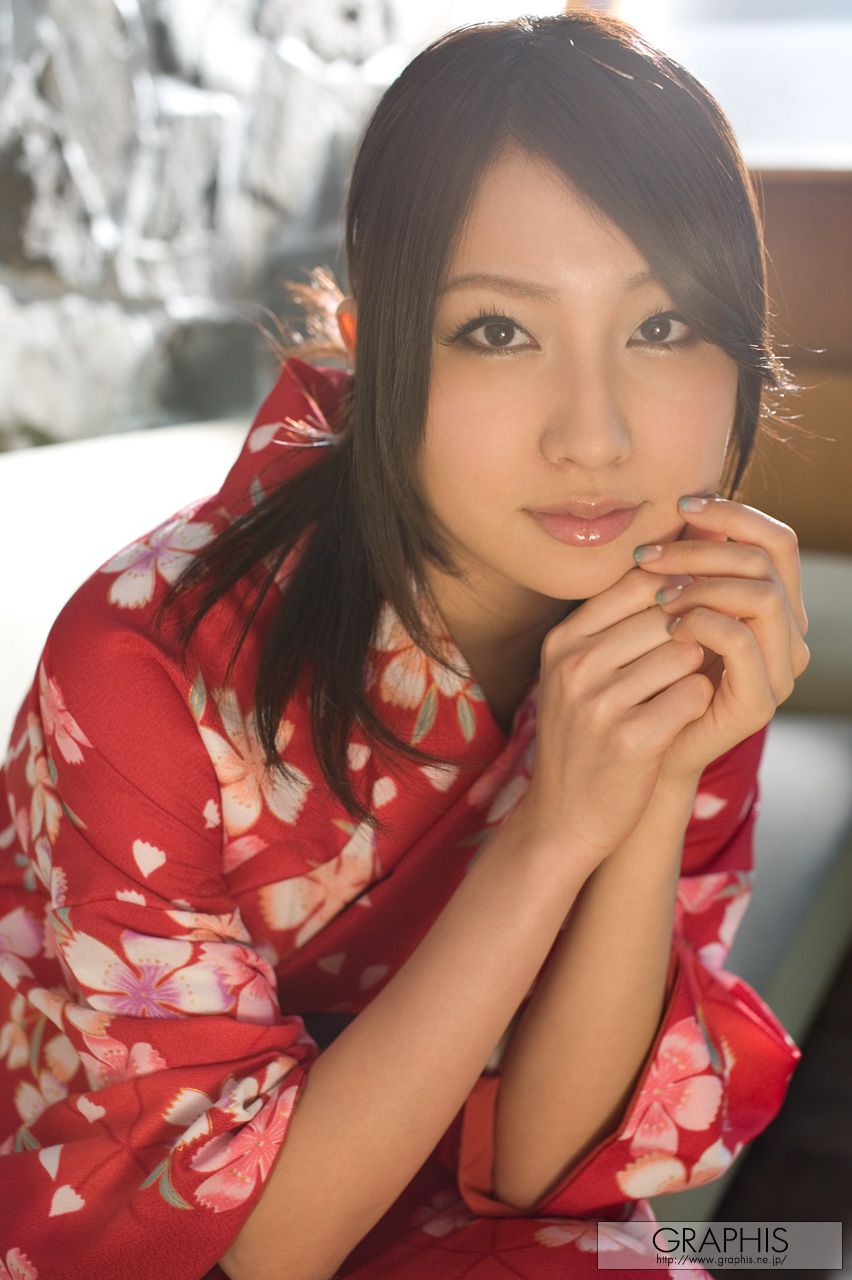 Saki Yano Saki Yano [Graphis] First Gravure First Take Off Daughter