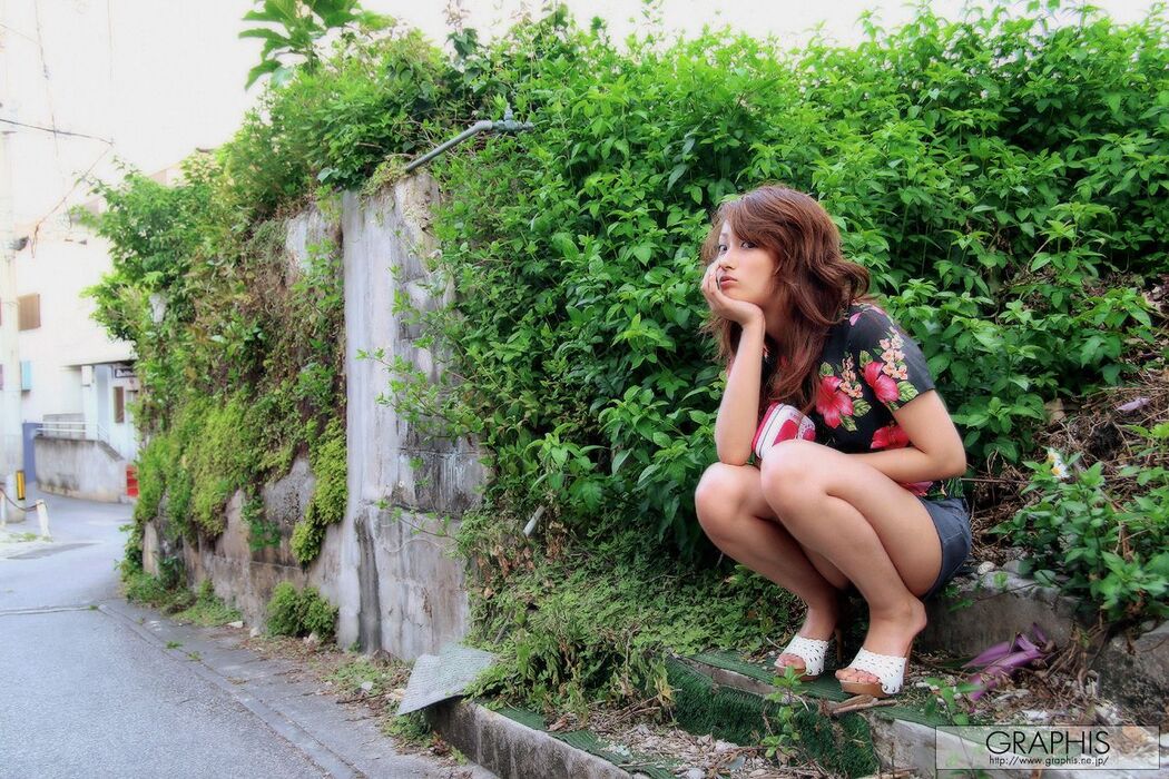 Nao Yoshizaki << Happy Island >> [Graphis] Special Contents