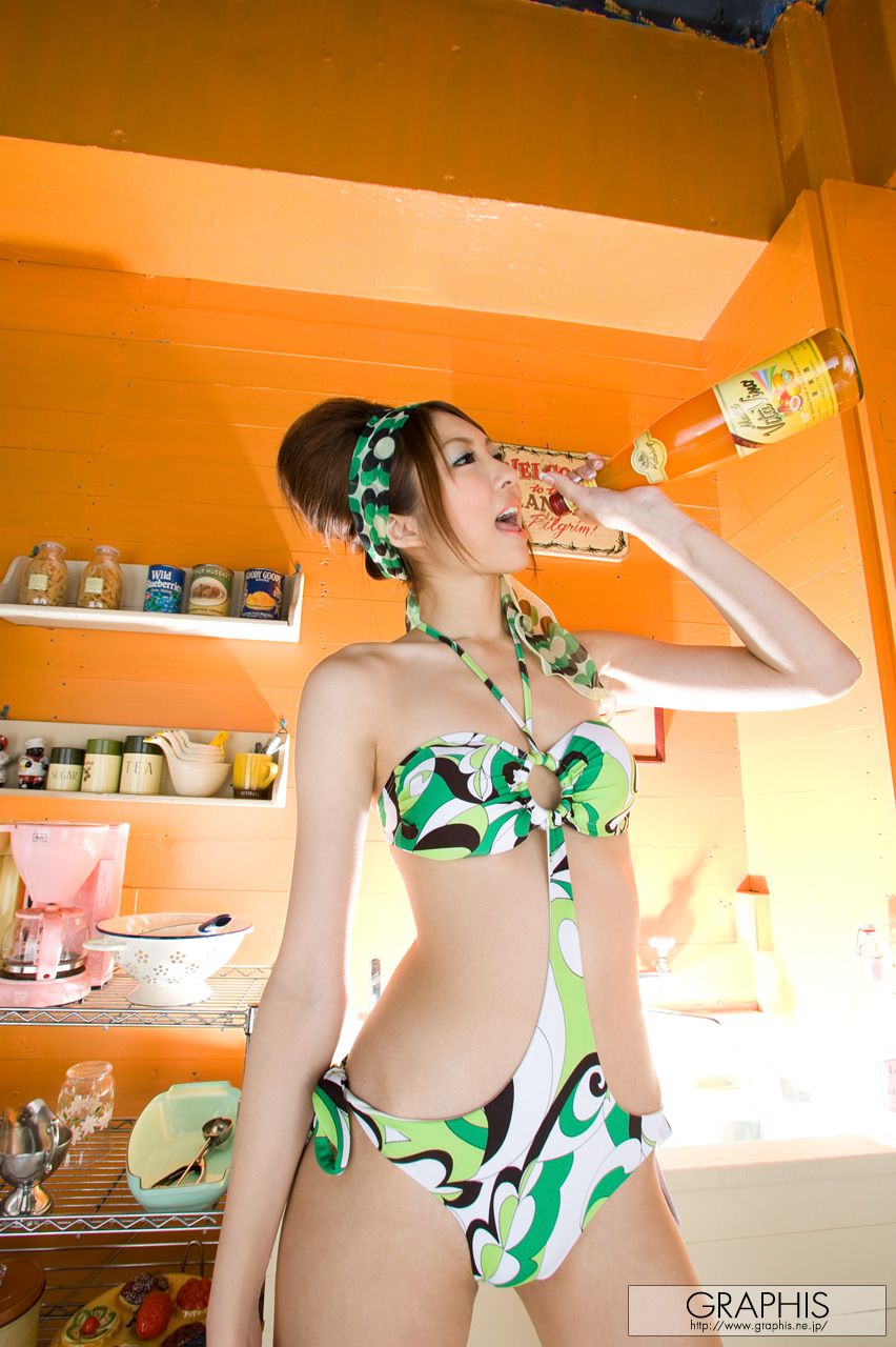 Aizaki Kotone "Chiwachs" [Graphis] Gals