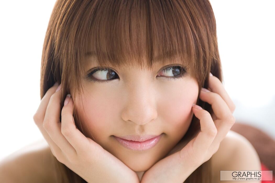 Aizaki Kotone "Chiwachs" [Graphis] Gals