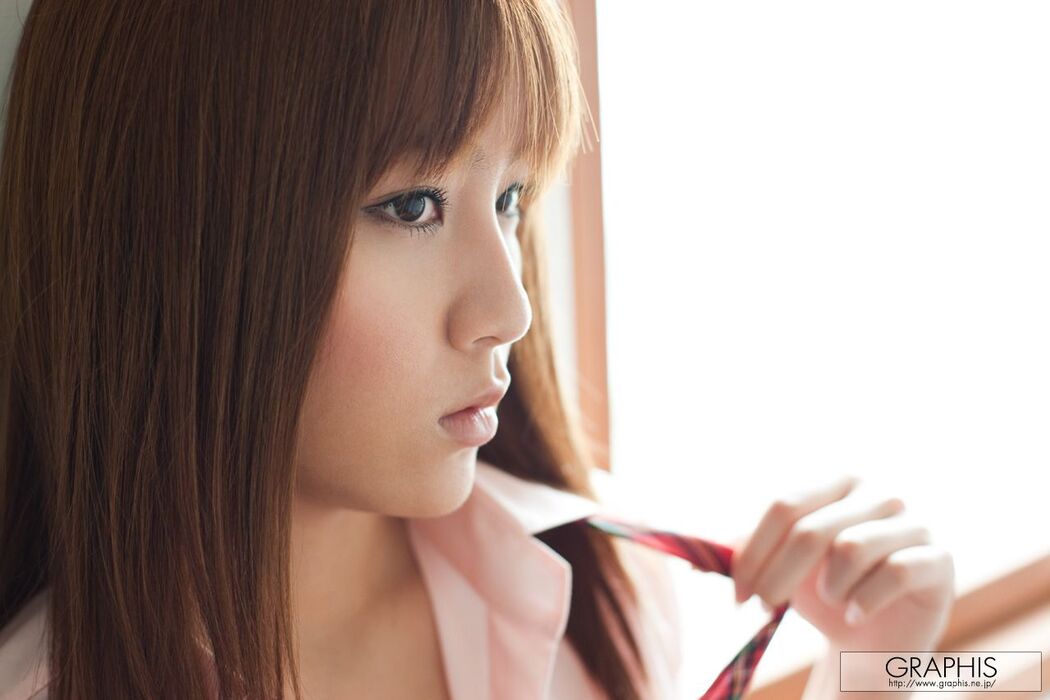 Ren Azumi / Kami Koi [Graphis] First Gravure First Take Off Daughter
