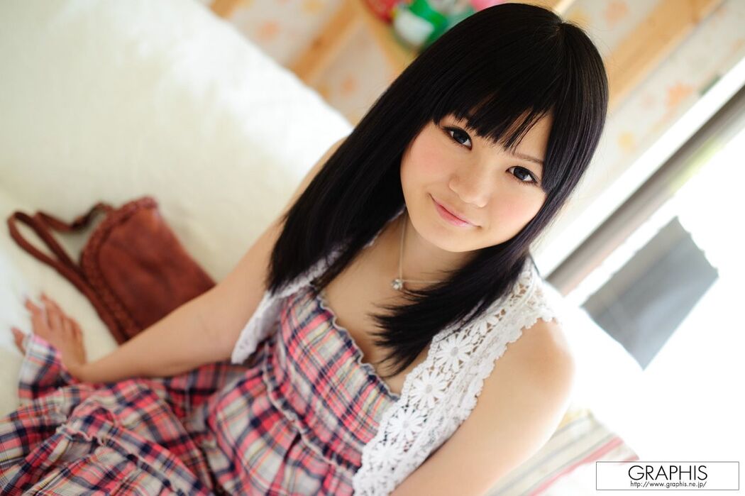 榮仓あい/榮倉爱 [Graphis] First Gravure 初脱ぎ娘