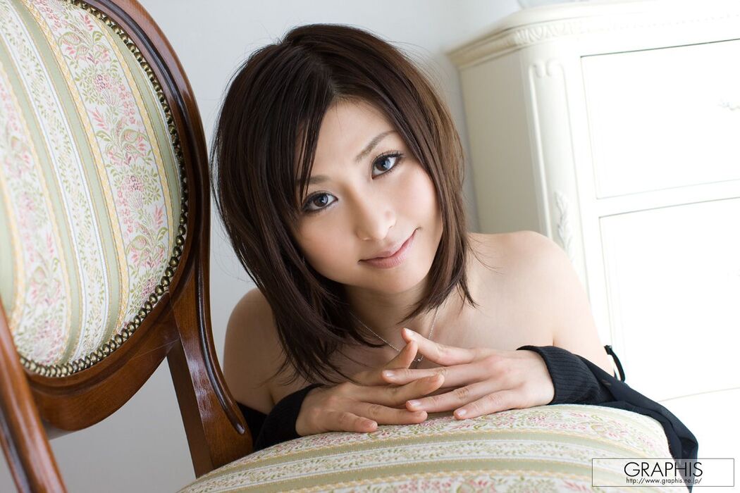 Akari Asahina / Akari Asahina << Performing >> [Graphis] Gals