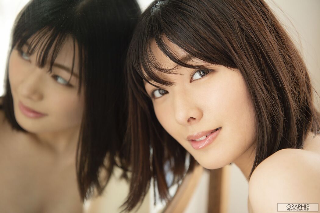 Hinata Koizumi Koizumi ひなた (Koizumi Hinata) [Graphis] First Gravure